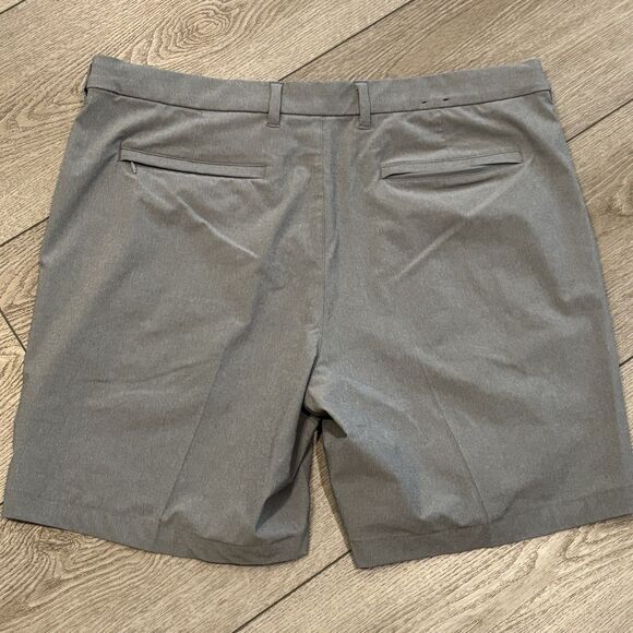 Mizzen Main Shorts Mens 38x8 Grey Helmsman Performance Golf Stretch Chino Casual - Picture 4 of 4
